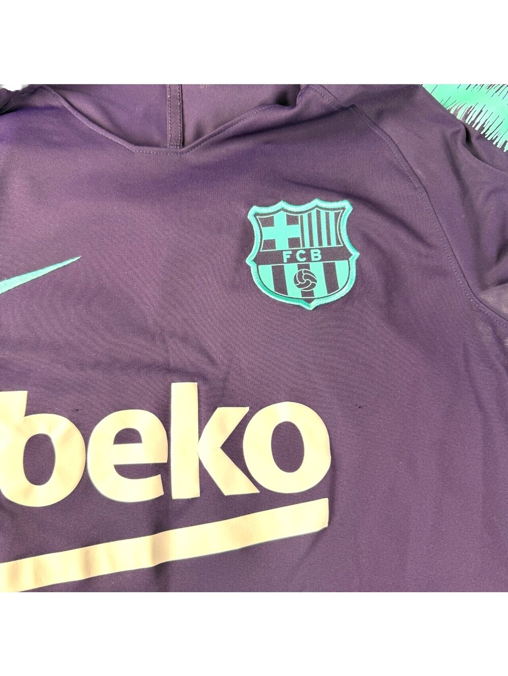 ๐ Nike Barcelona 2018/2019 Training Jersey Shirt Size Small - Picture 2 of 6